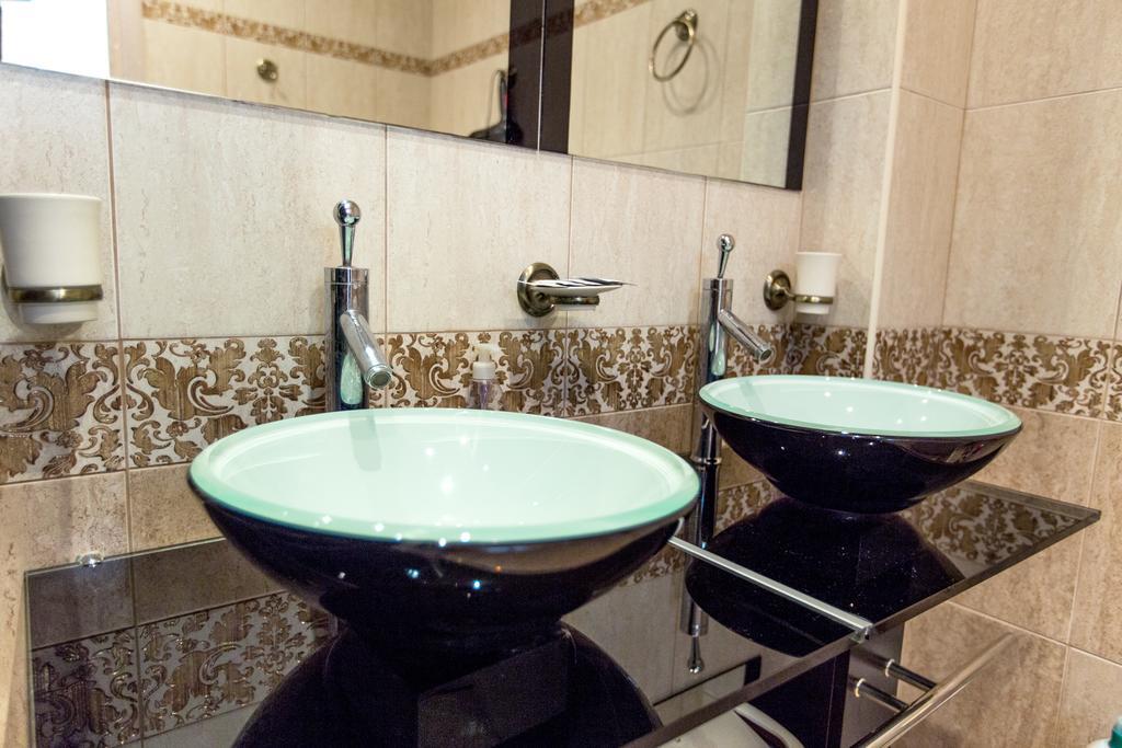 Abc Apartments Business Class 키예프 객실 사진